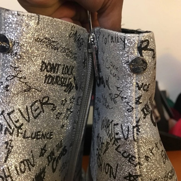 New Circus by Sam Edelman- size -8 glitter shoes - Picture 8 of 13